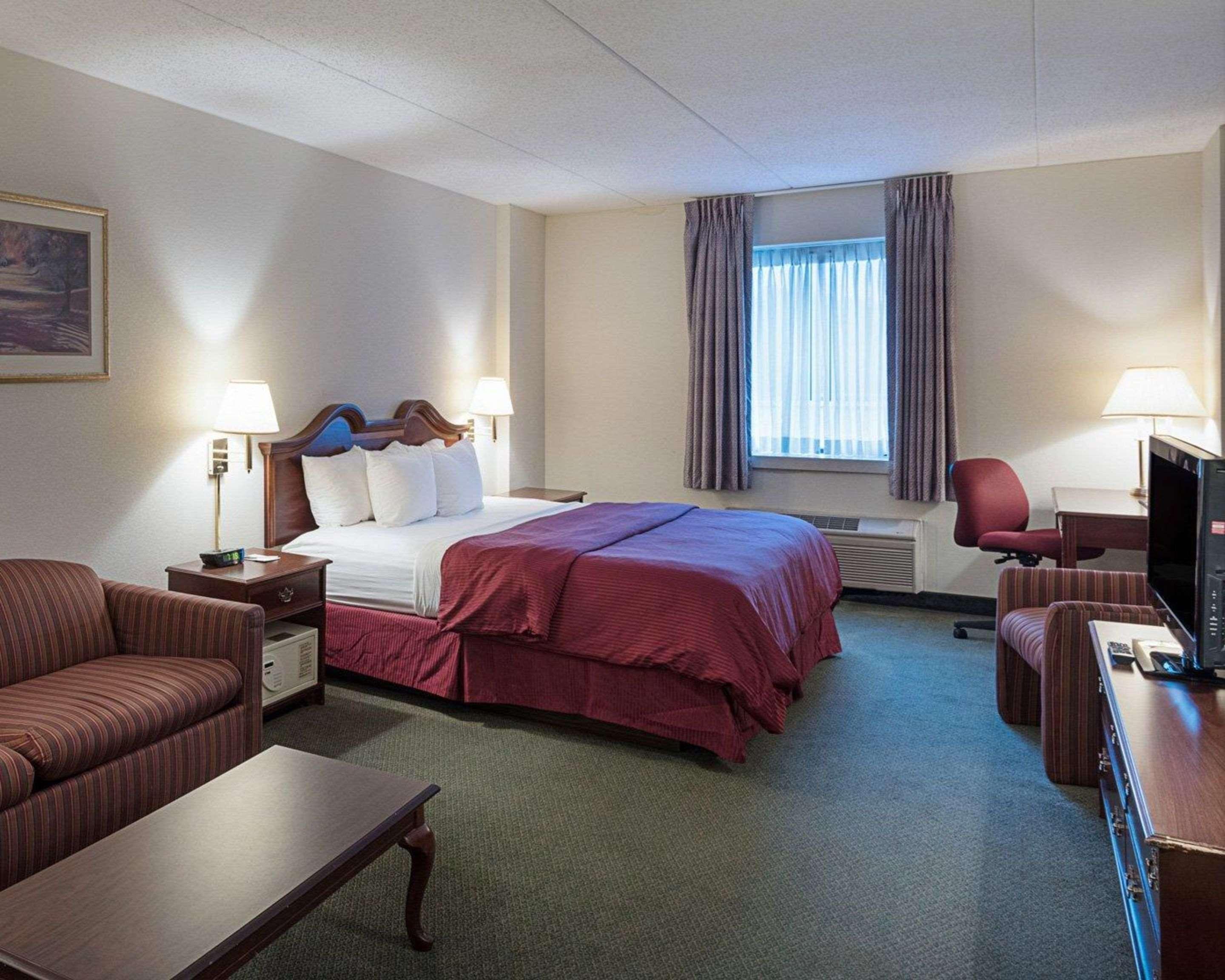 Clarion Hotel & Conference Center Shepherdstown Esterno foto