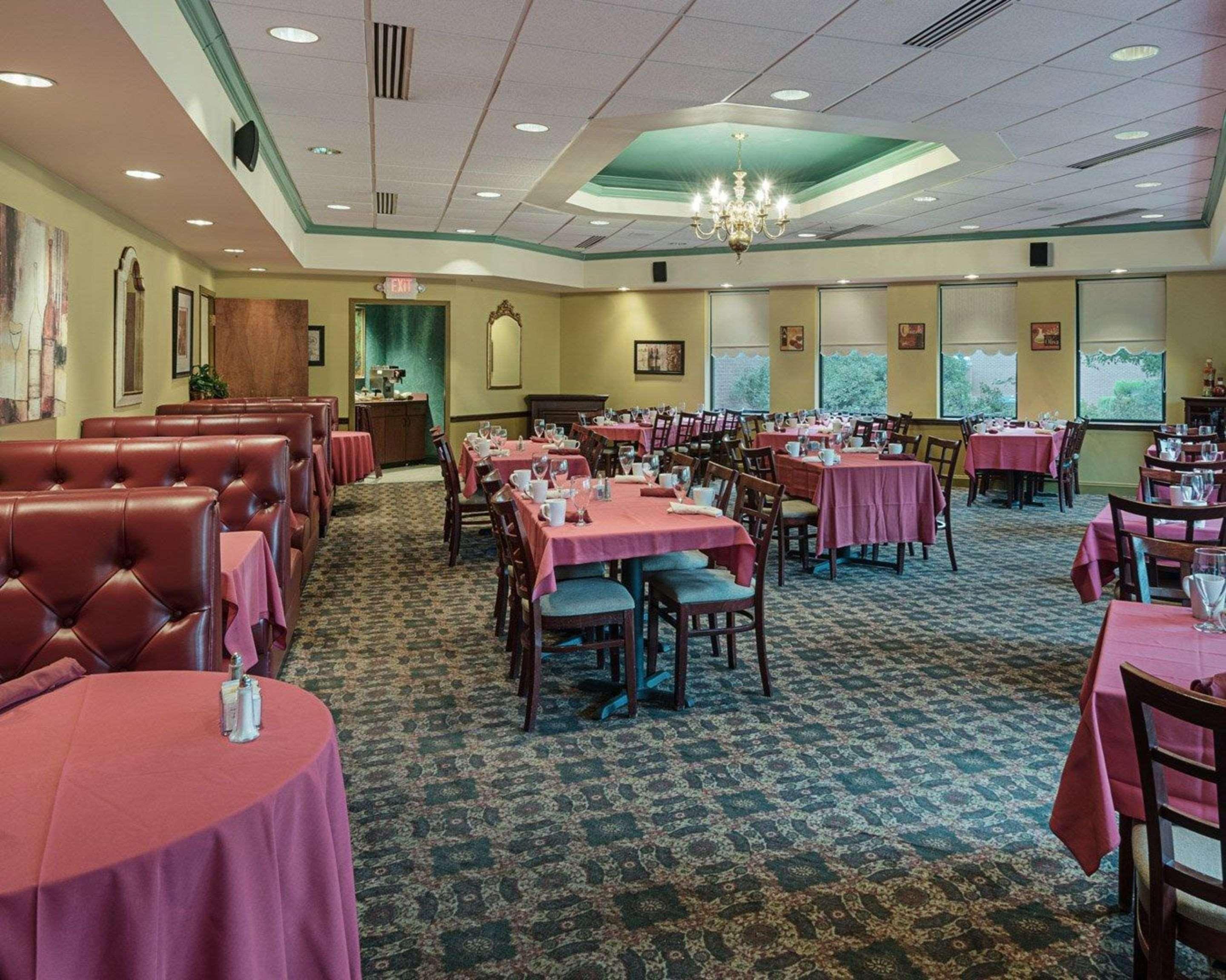 Clarion Hotel & Conference Center Shepherdstown Esterno foto