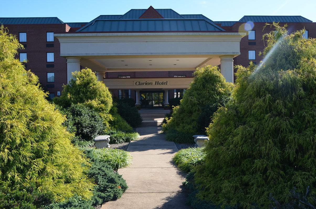Clarion Hotel & Conference Center Shepherdstown Esterno foto